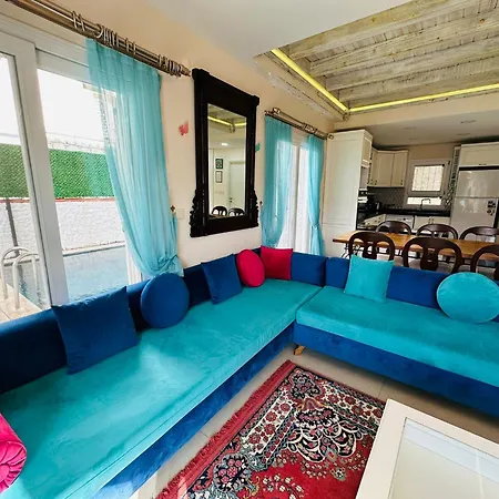 Evalacati - Palma-tamamen Muestakil Villa Cesme
