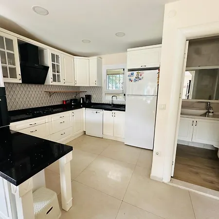 Villa Evalacati-villa Palma-soemineli- Kis Duezeninde *