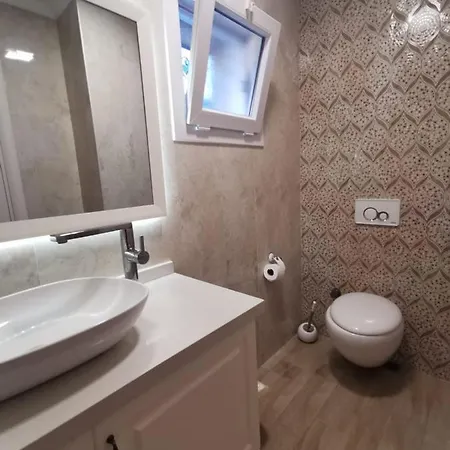 Evalacati-villa Palma-soemineli- Kis Duezeninde Vilă *