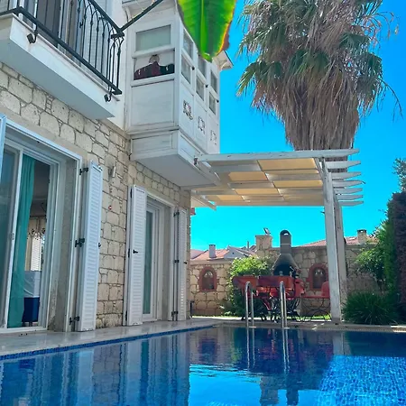 Evalacati-villa Palma-central With Private Pool&garden Çeşme