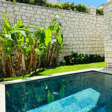 Villa Evalacati-villa Palma-central With Private Pool&garden Çeşme