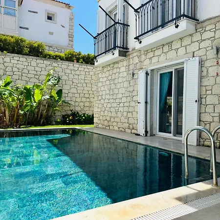 Evalacati-villa Palma-central With Private Pool&garden * Çeşme
