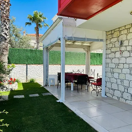 Villa Evalacati-villa Palma-central With Private Pool And Garden Çeşme