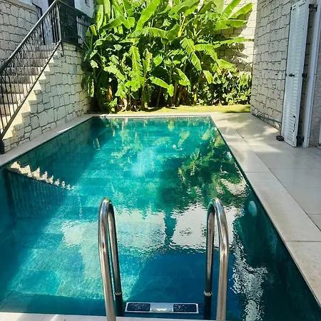 Evalacati-villa Palma-central With Private Pool And Garden Çeşme