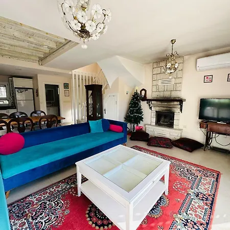 Evalacati-villa Palma-soemineli- Kis Duezeninde Vilă