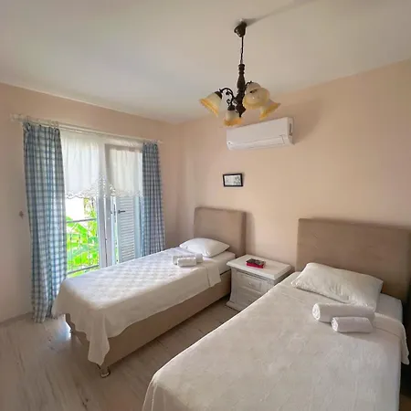 Evalacati-villa Palma-central With Private Pool&garden * Çeşme