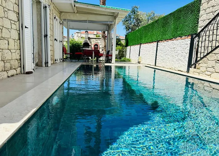 Evalacati-villa Palma-soemineli- Kis Duezeninde Villa *